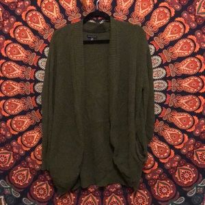 Chunky Green Sweater • Size XL